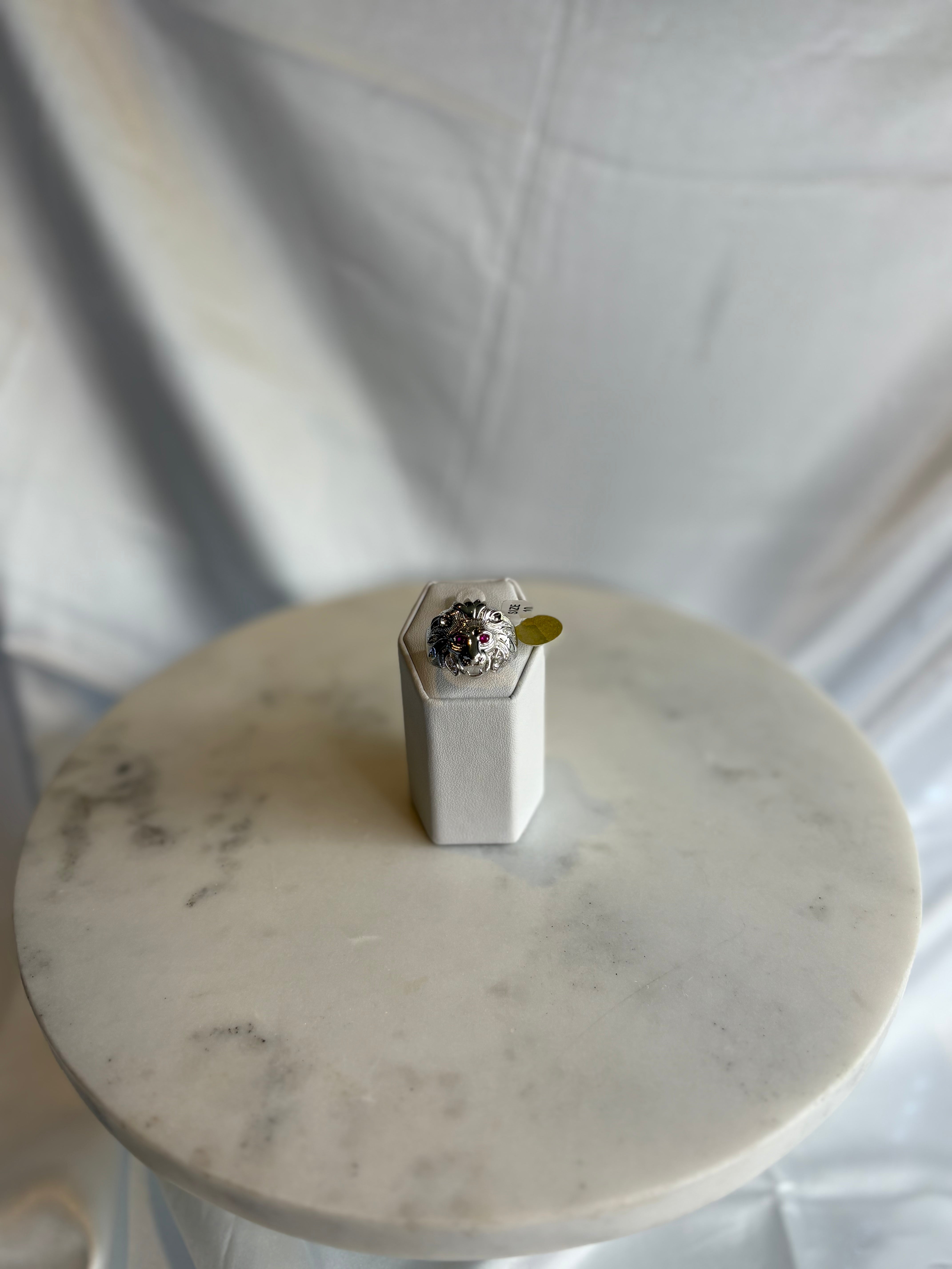 Silver Lion Ring